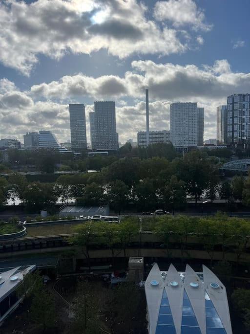 Appartamento Tour Eiffel Terrasse Vue Seine Parigi Esterno foto